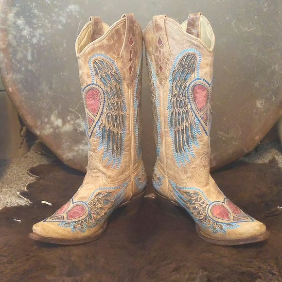 CORRAL A1976 distressed tan winged hearts & peace cowgirl western boots sz 6.5 - Picture 9 of 16